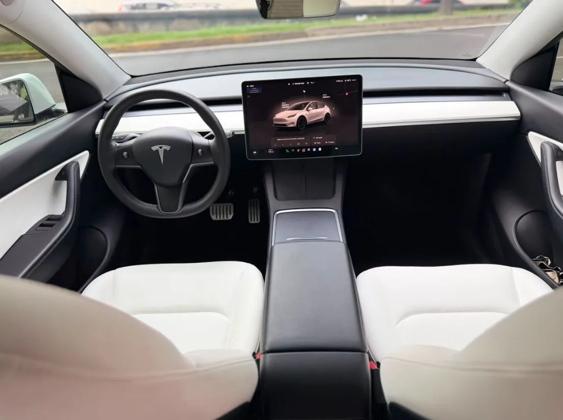 TESLA MODEL Y PERFORMANCE 2022