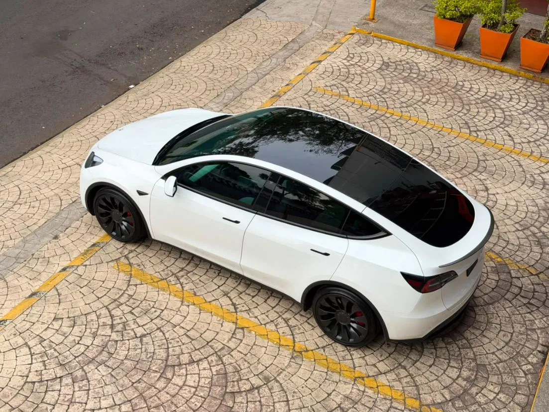 TESLA MODEL Y PERFORMANCE 2022