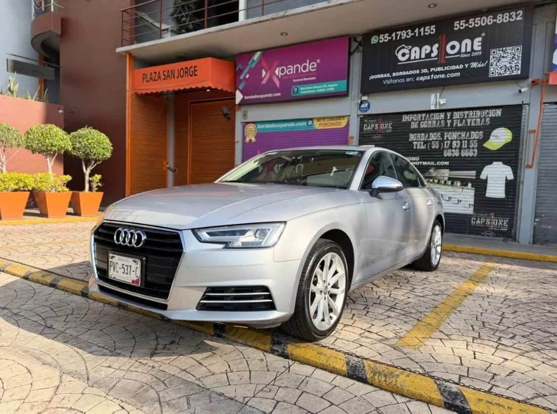 AUDI A4 SELECT TURBO 2017 LÍNEA NUEVA
