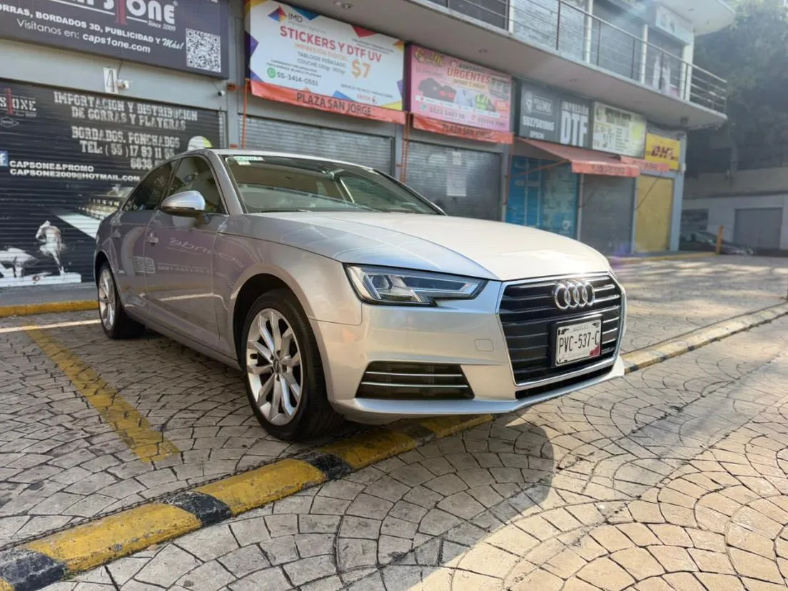 AUDI A4 SELECT TURBO 2017 LÍNEA NUEVA