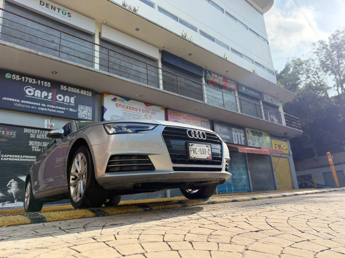 AUDI A4 SELECT TURBO 2017 LÍNEA NUEVA