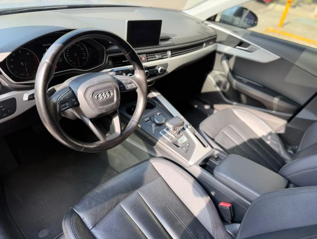 AUDI A4 SELECT TURBO 2017 LÍNEA NUEVA