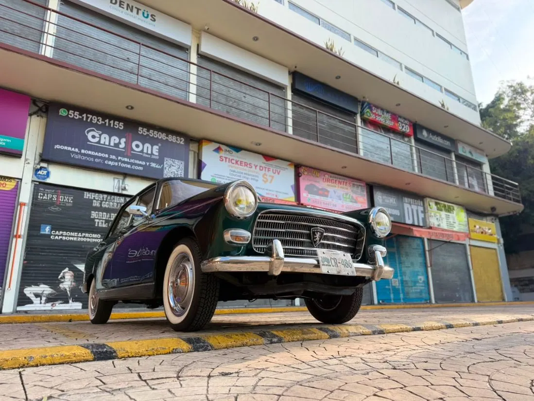 PEUGEOT 404 BERLINA 1962