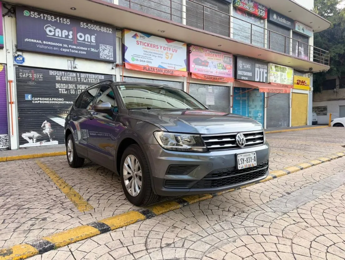 VOLKSWAGEN TIGUAN TRENDLINE 2018