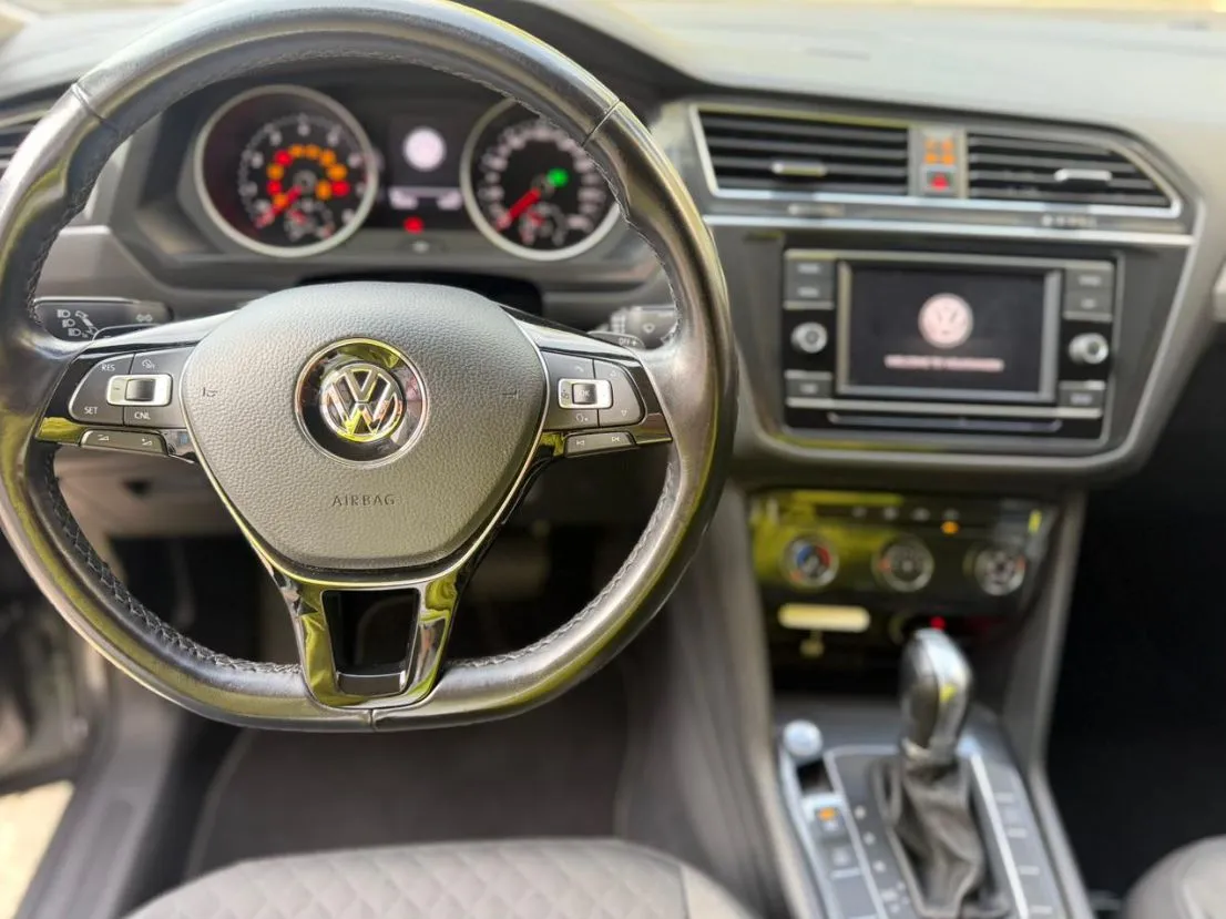 VOLKSWAGEN TIGUAN TRENDLINE 2018