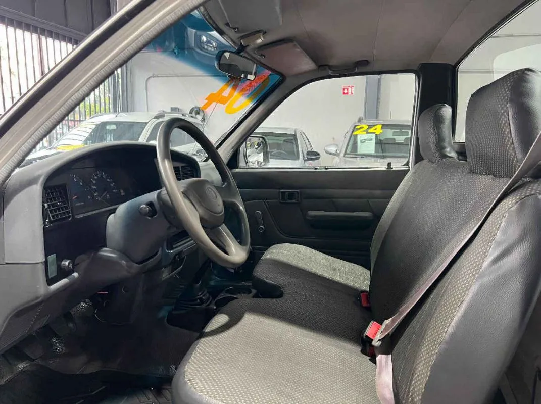 Toyota Hilux 2004