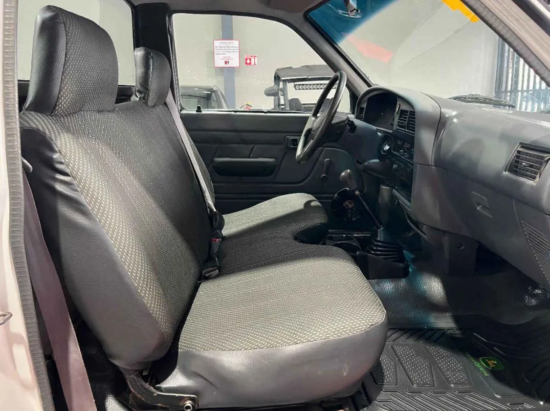Toyota Hilux 2004