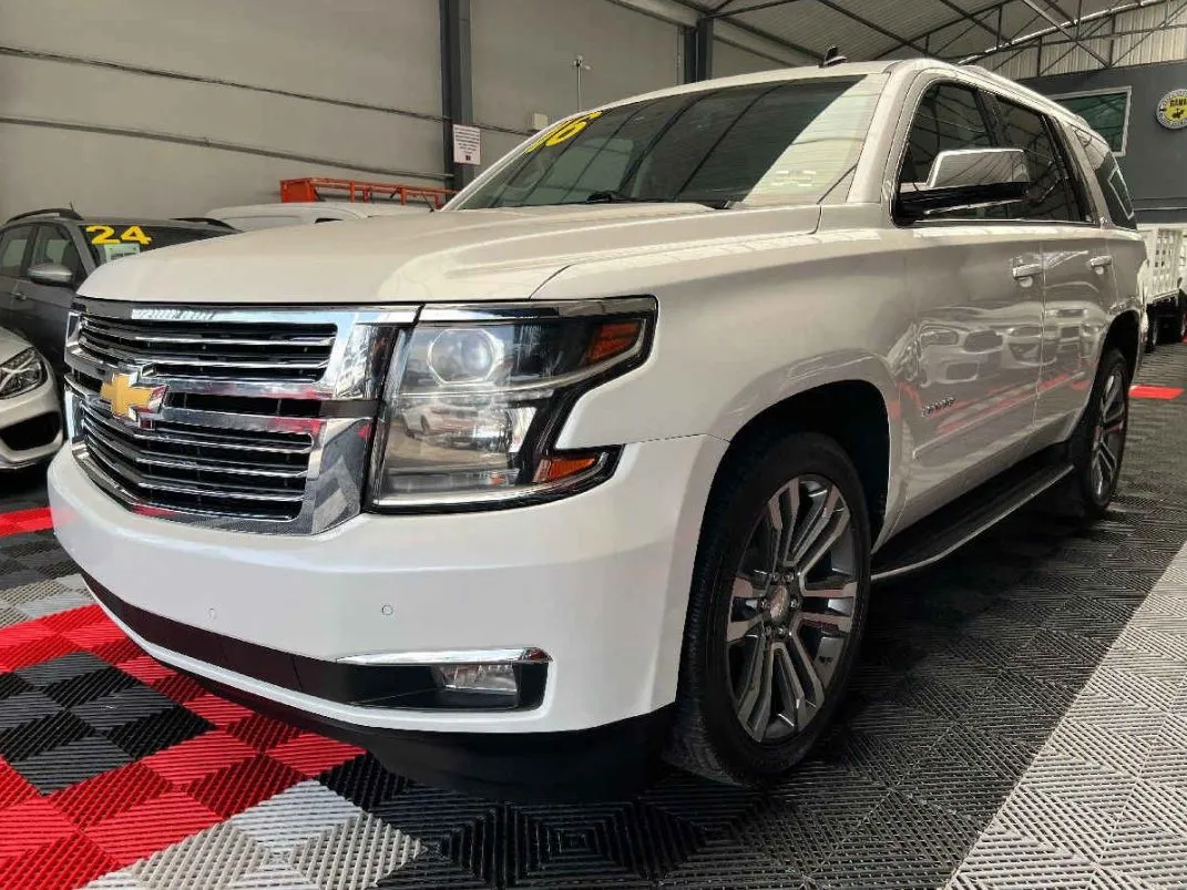 Chevrolet Tahoe 2016 5p LTZ V8/5.3 Aut 4x4