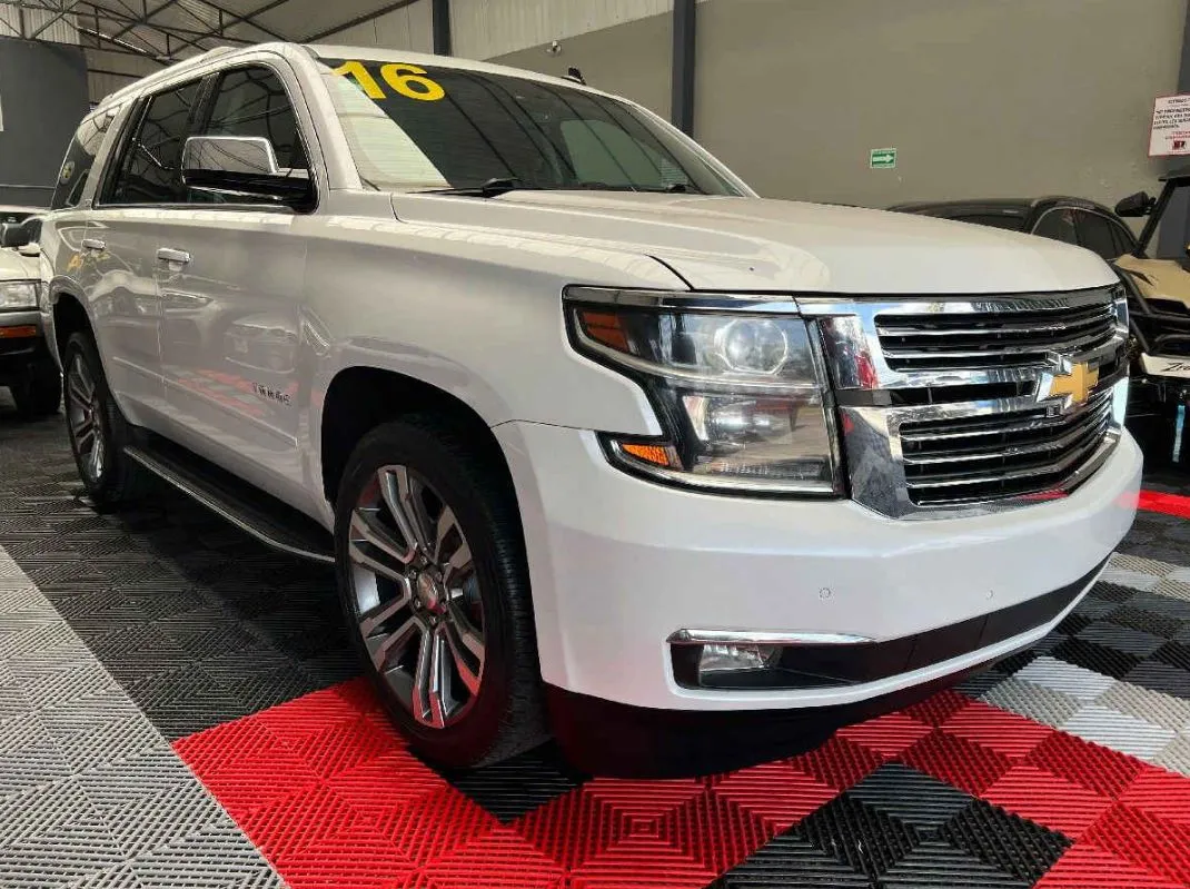 Chevrolet Tahoe 2016 5p LTZ V8/5.3 Aut 4x4