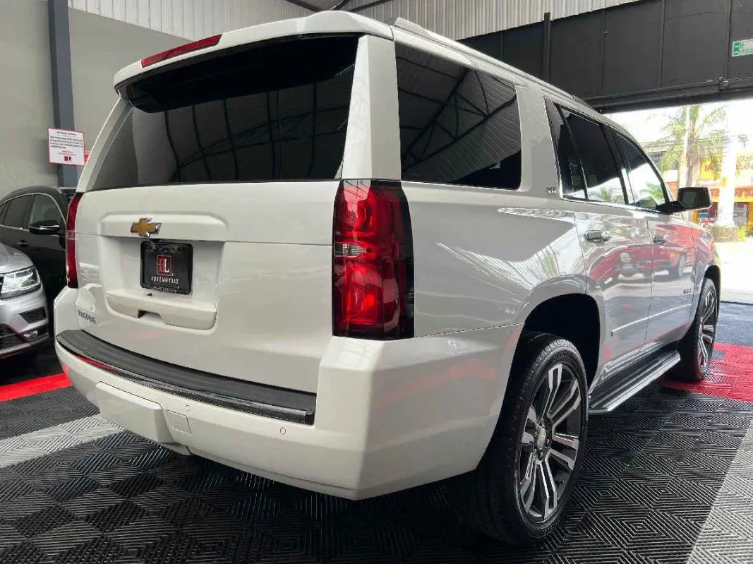 Chevrolet Tahoe 2016 5p LTZ V8/5.3 Aut 4x4