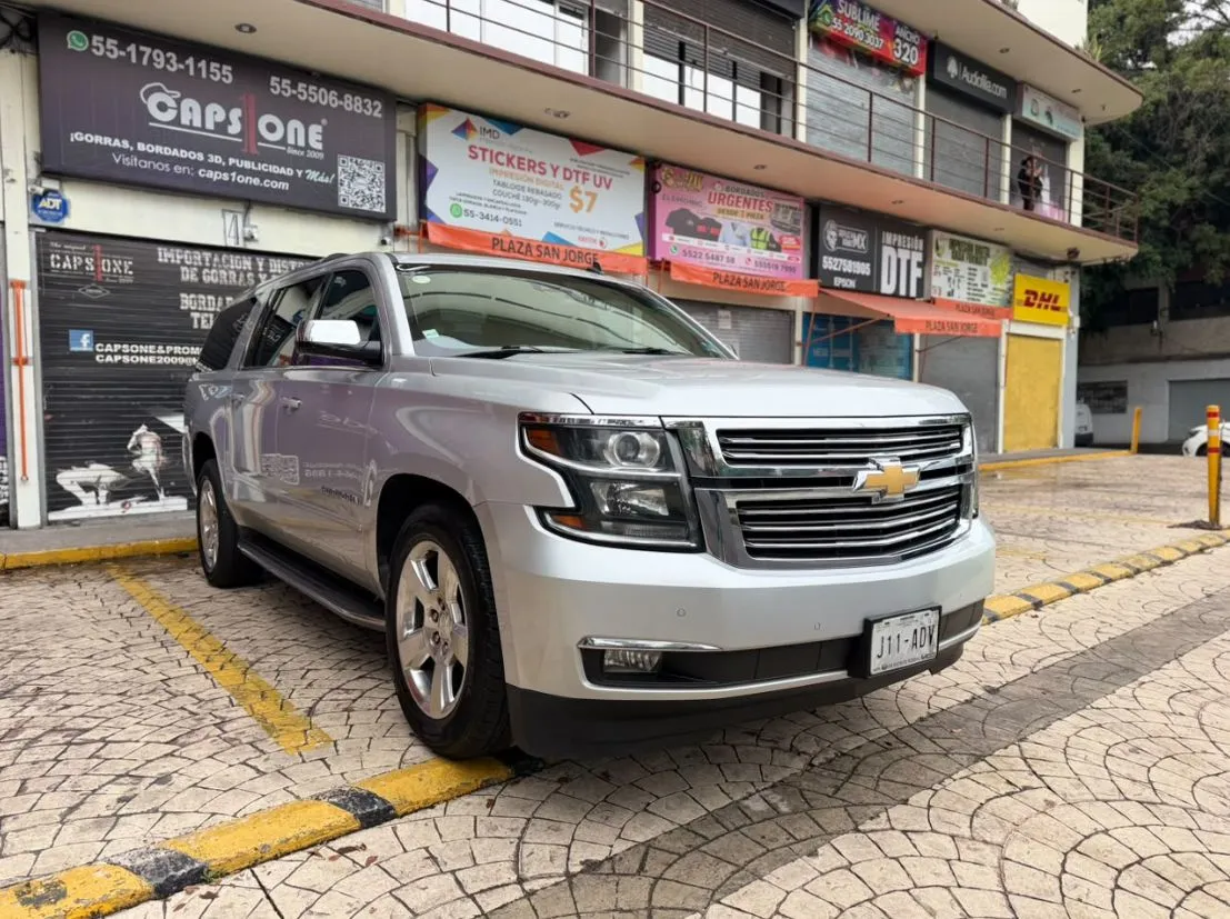 SUBURBAN LTZ 2015 NACIONAL