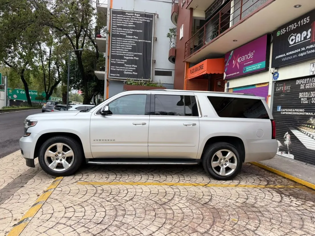 SUBURBAN LTZ 2015 NACIONAL