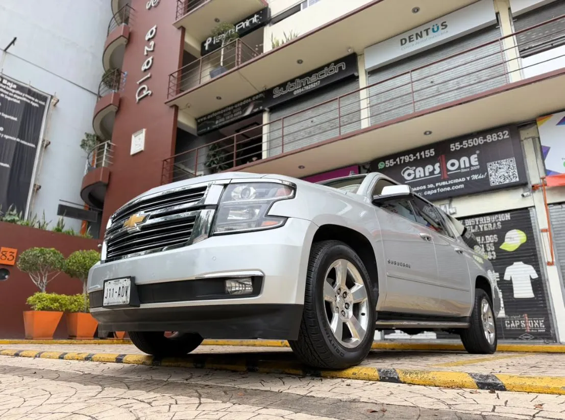 SUBURBAN LTZ 2015 NACIONAL