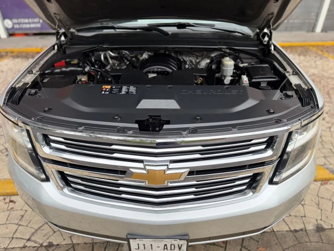 SUBURBAN LTZ 2015 NACIONAL