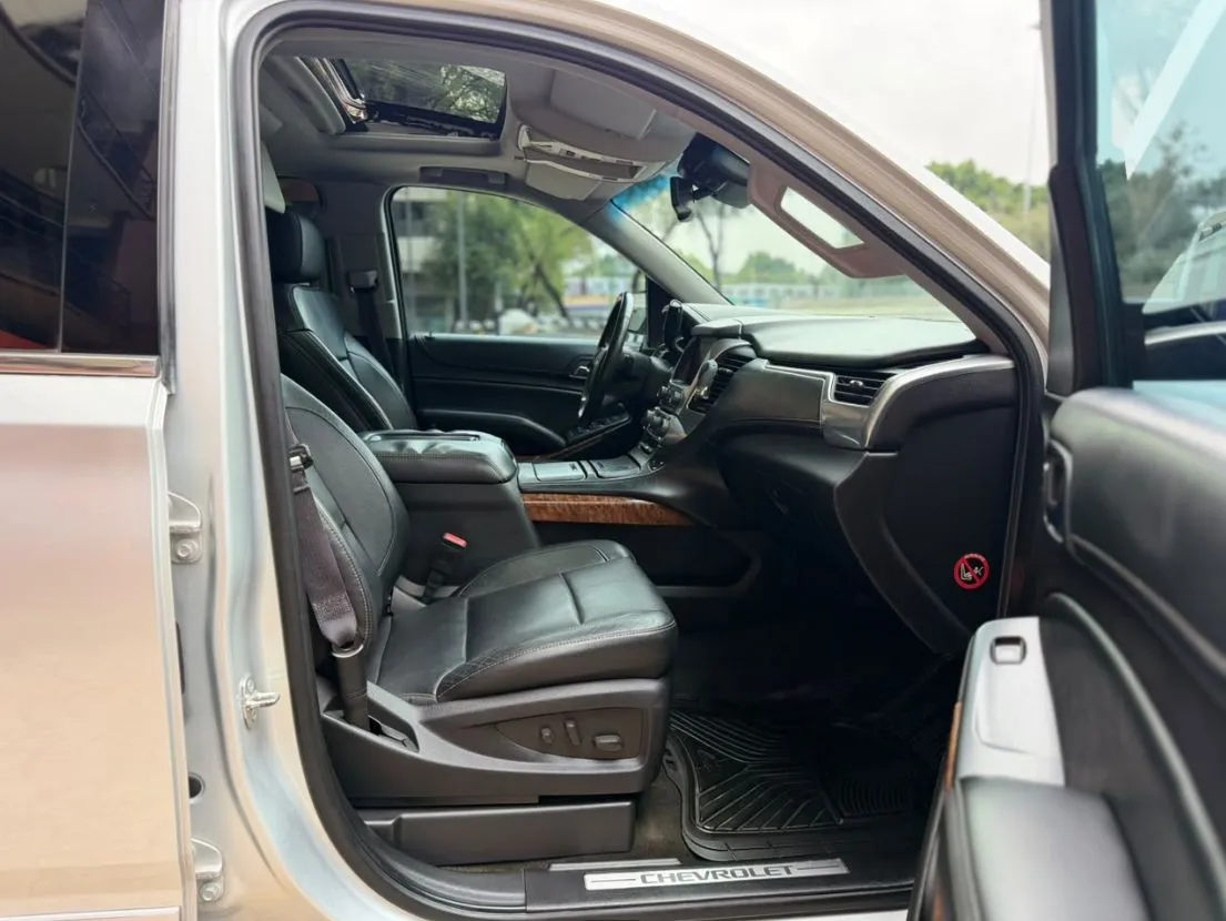 SUBURBAN LTZ 2015 NACIONAL