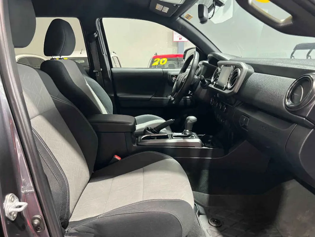 Toyota Tacoma 2023 4p TRD Sport V6/3.5 Aut 4x4