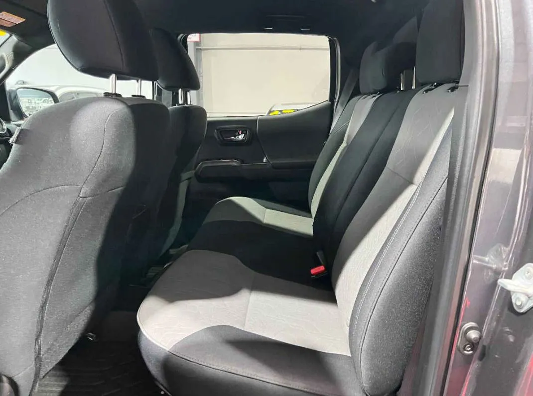 Toyota Tacoma 2023 4p TRD Sport V6/3.5 Aut 4x4