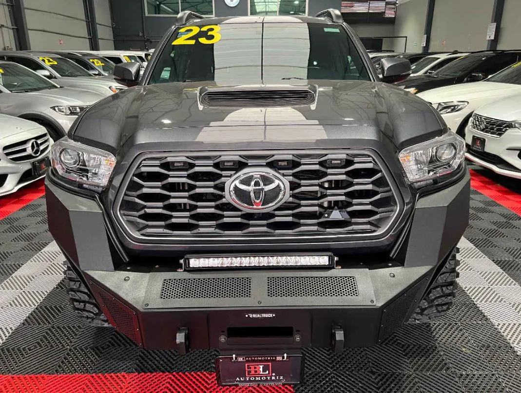 Toyota Tacoma 2023 4p TRD Sport V6/3.5 Aut 4x4