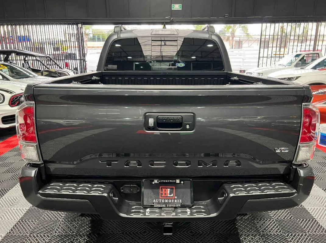 Toyota Tacoma 2023 4p TRD Sport V6/3.5 Aut 4x4