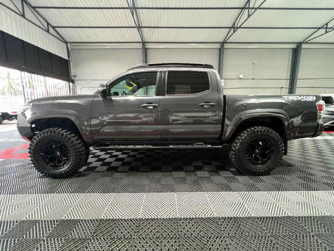 Toyota Tacoma 2023 4p TRD Sport V6/3.5 Aut 4x4