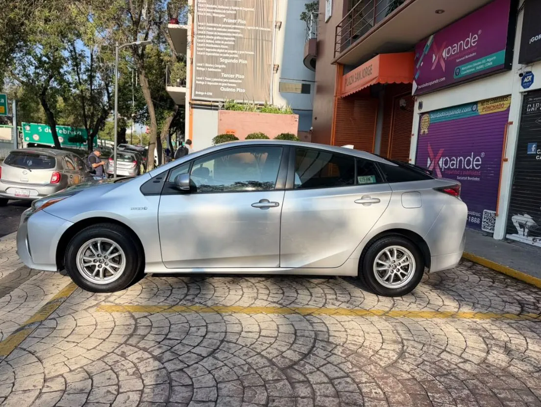 TOYOTA PRIUS 2017 HÍBRIDO BASE