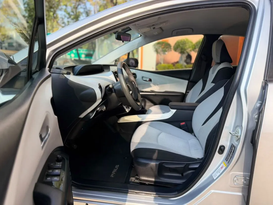 TOYOTA PRIUS 2017 HÍBRIDO BASE