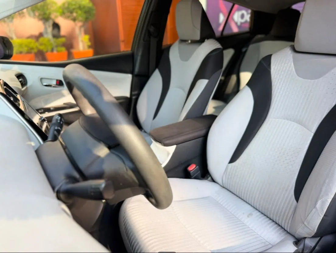 TOYOTA PRIUS 2017 HÍBRIDO BASE