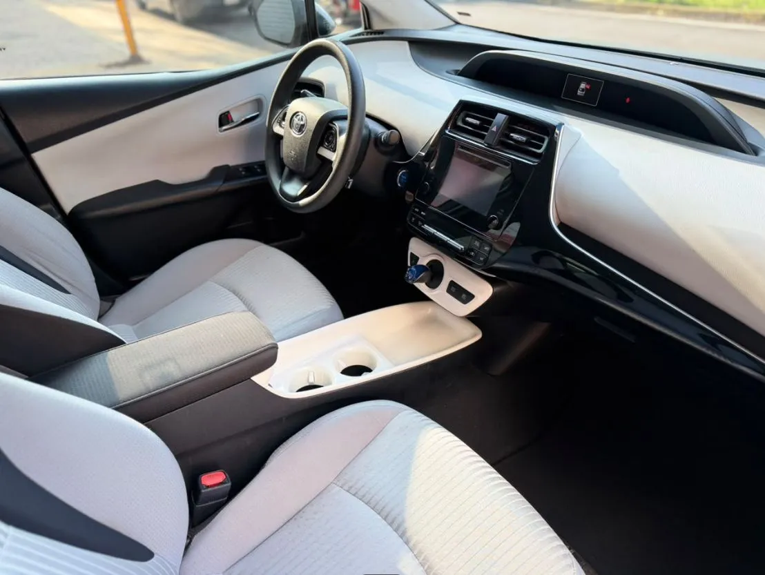 TOYOTA PRIUS 2017 HÍBRIDO BASE
