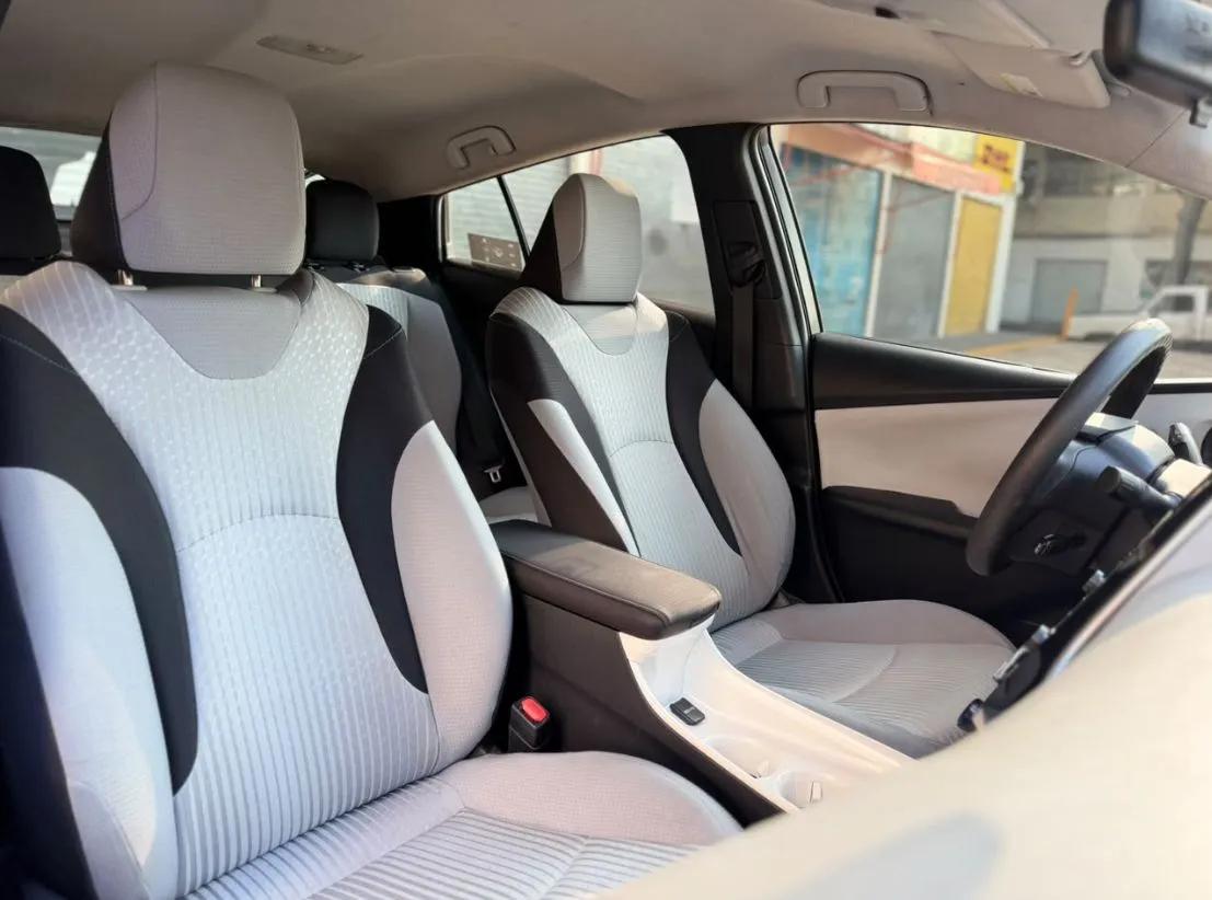 TOYOTA PRIUS 2017 HÍBRIDO BASE