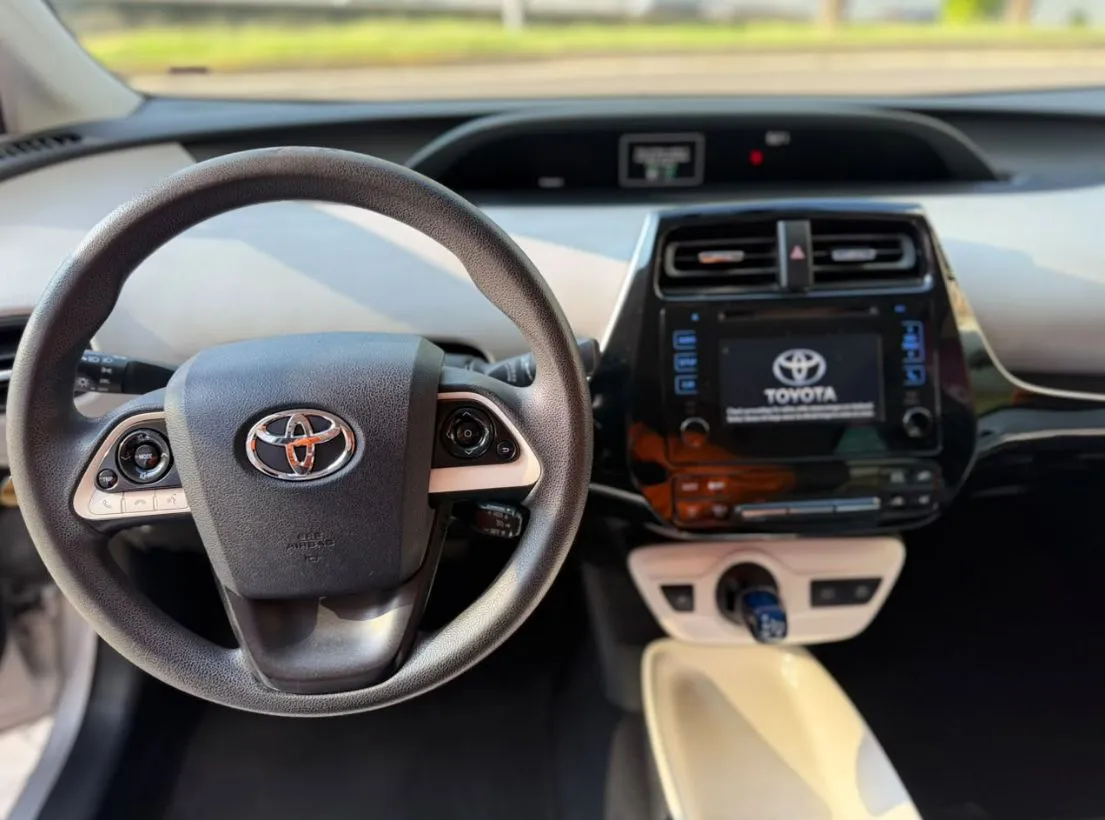 TOYOTA PRIUS 2017 HÍBRIDO BASE