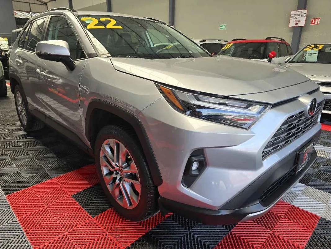 Toyota RAV4 2022 5p Limited L4/2.5 Aut.