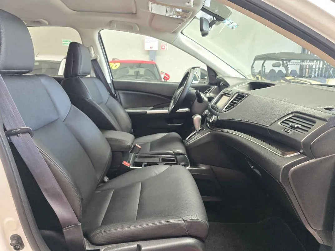Honda CR-V 2016 5p EXL L4/2.4 Aut 4WD.
