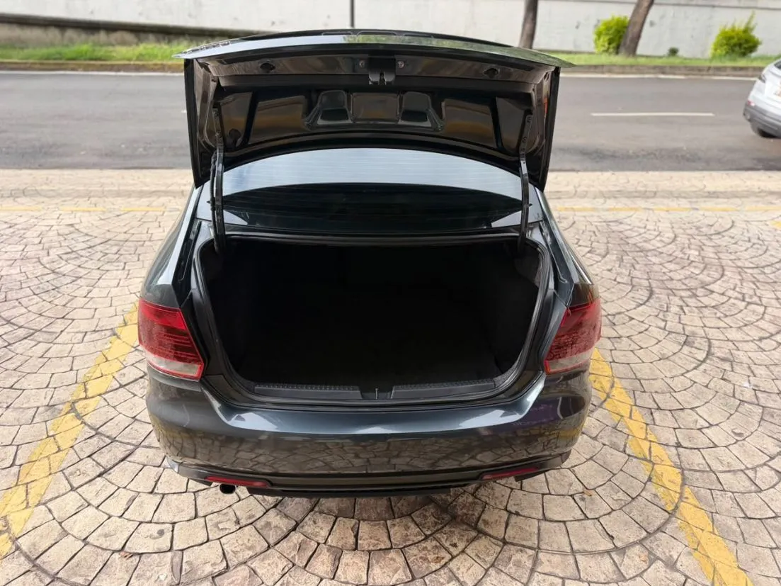 VOLKSWAGEN VENTO STARLINE 2021