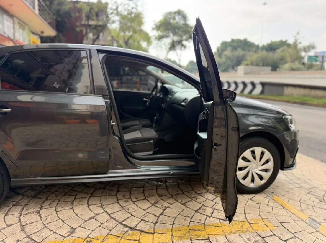 VOLKSWAGEN VENTO STARLINE 2021