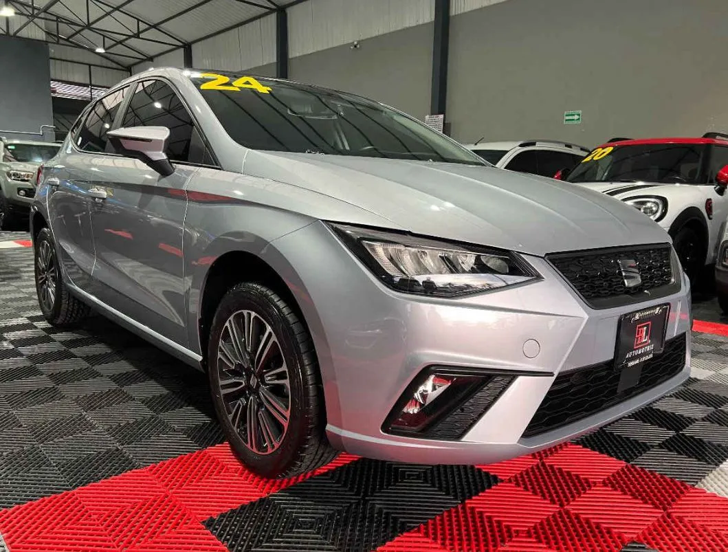 Seat Ibiza 2024 5p Style L4/1.6 Aut.
