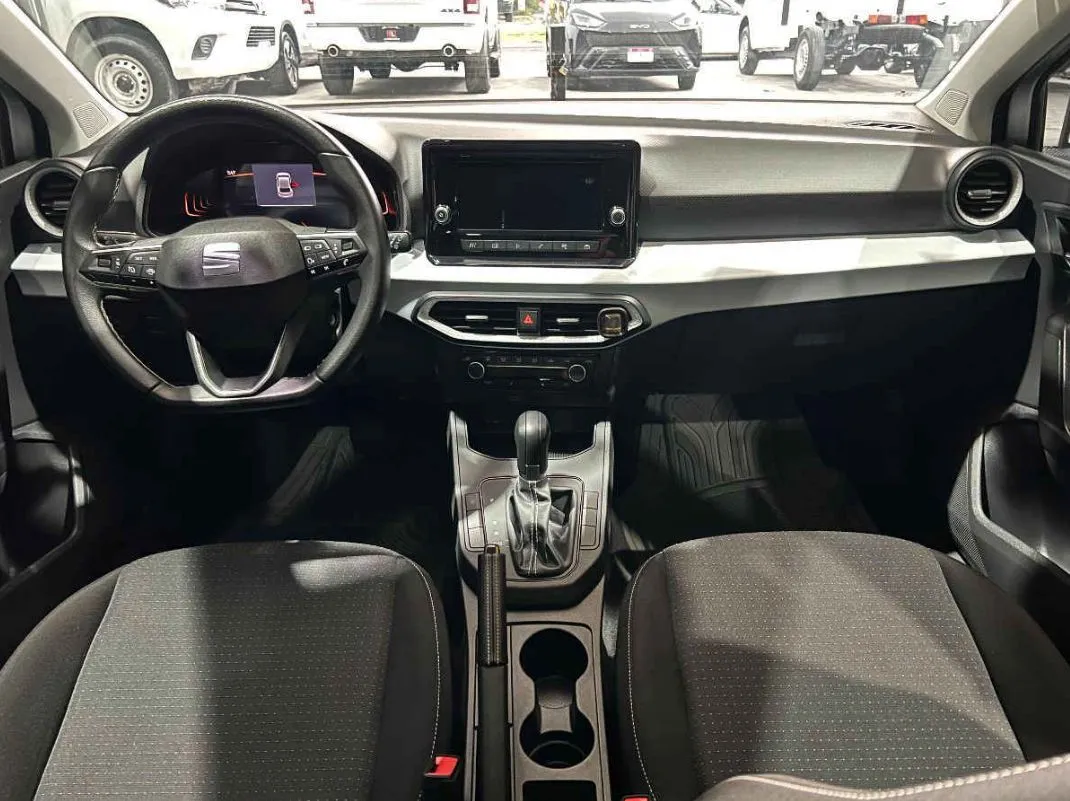 Seat Ibiza 2024 5p Style L4/1.6 Aut.