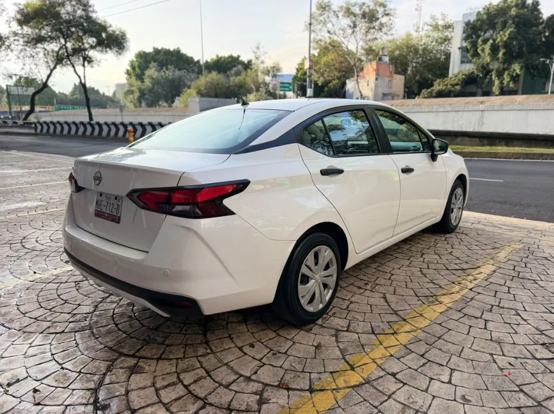 NISSAN VERSA SENSE 2023