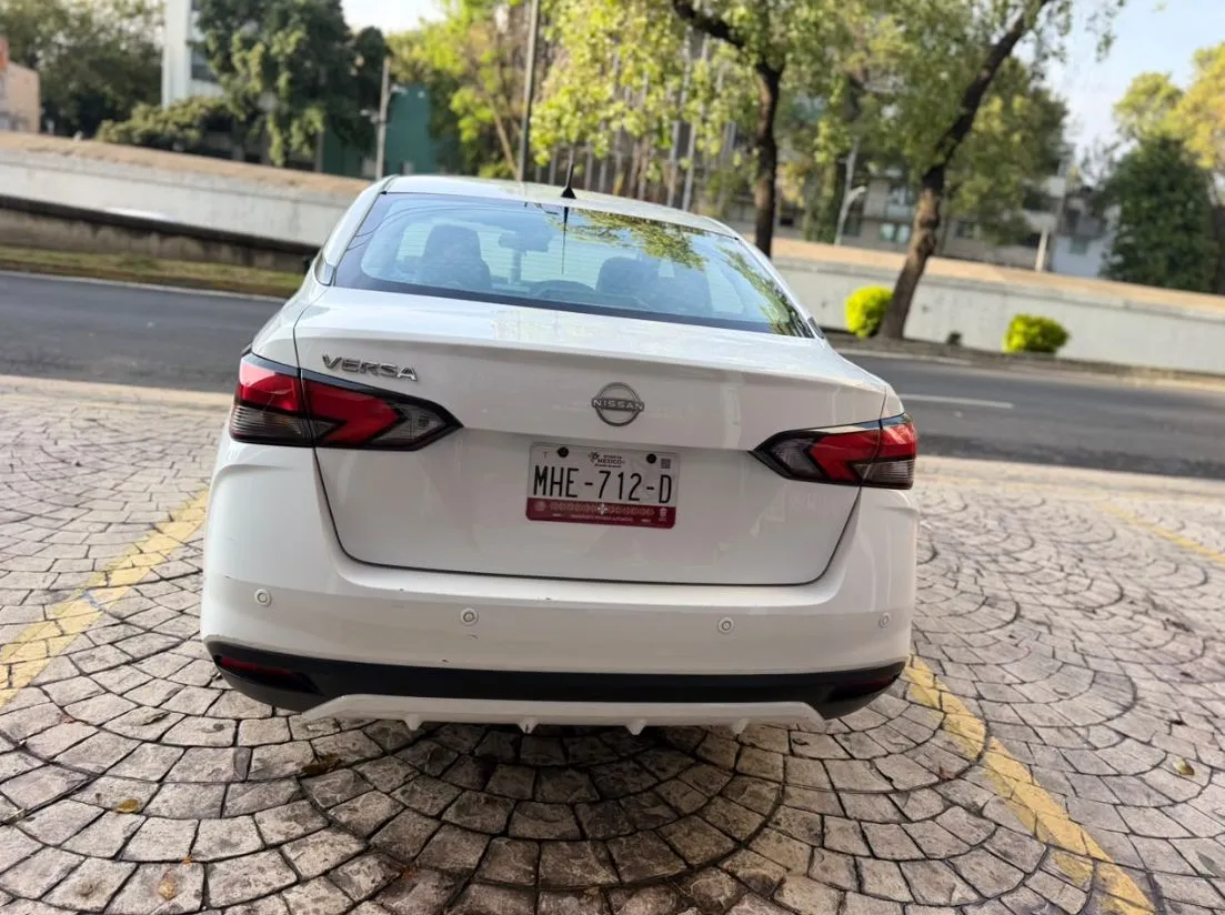 NISSAN VERSA SENSE 2023