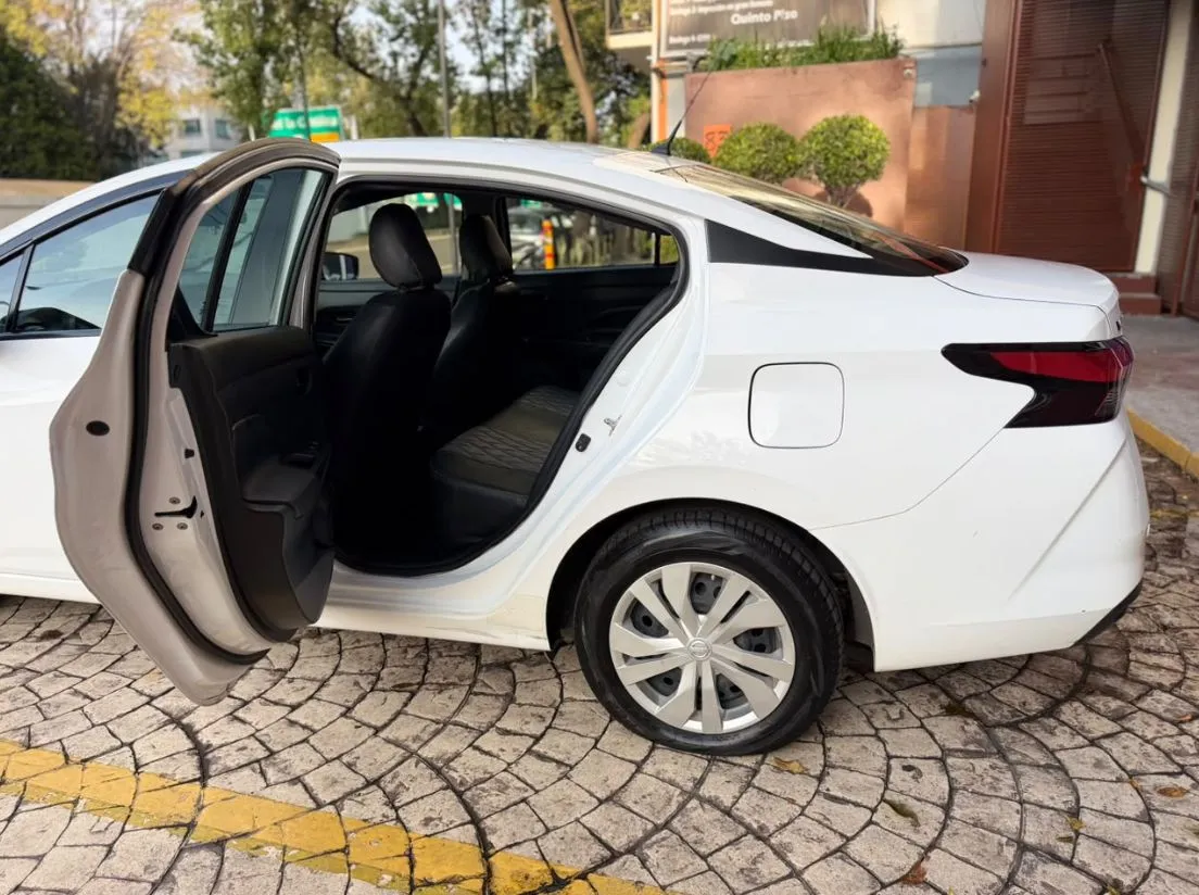 NISSAN VERSA SENSE 2023