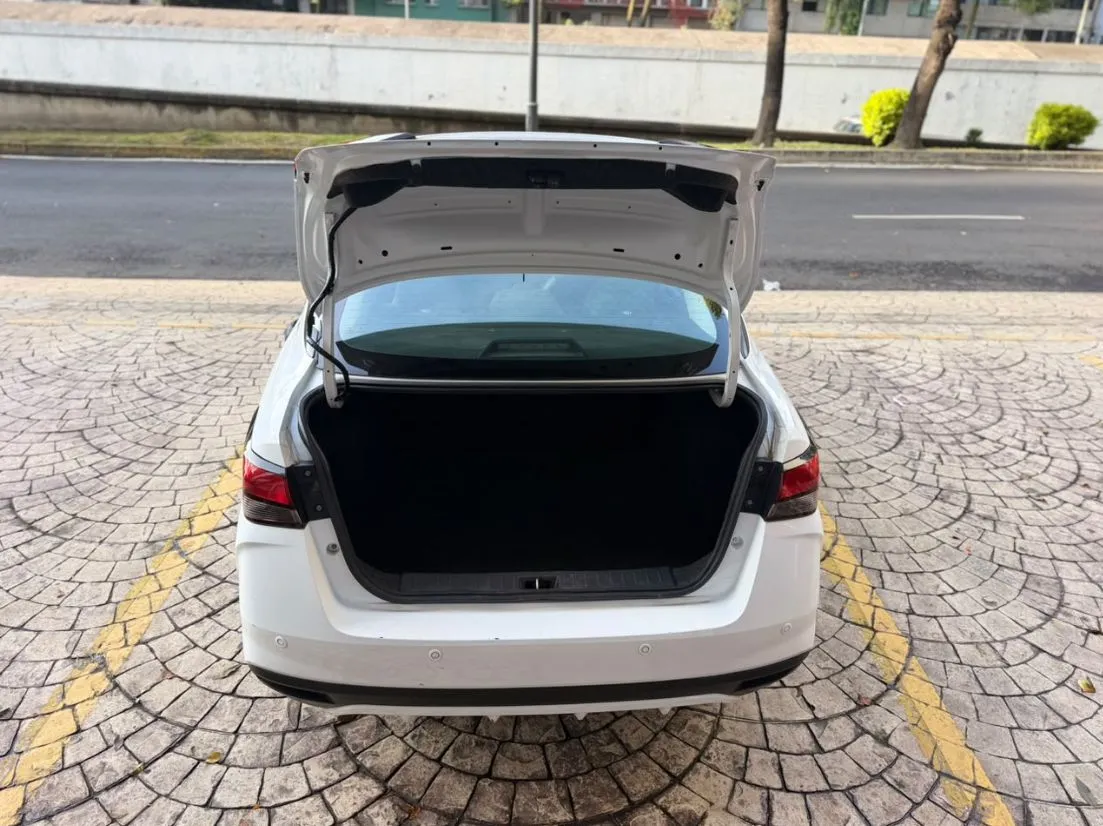 NISSAN VERSA SENSE 2023