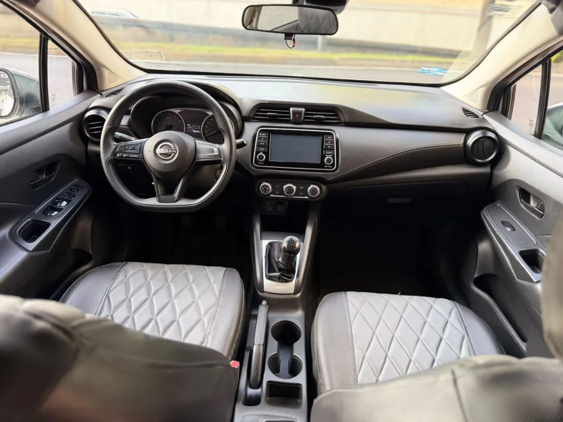 NISSAN VERSA SENSE 2023