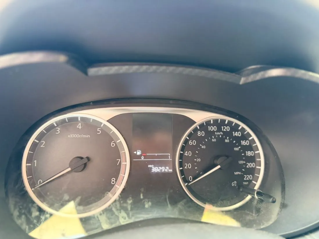 NISSAN VERSA SENSE 2023
