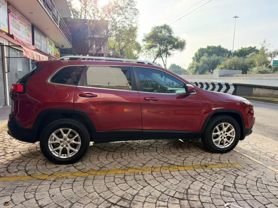 JEEP CHEROKEE LATTITUDE 2014