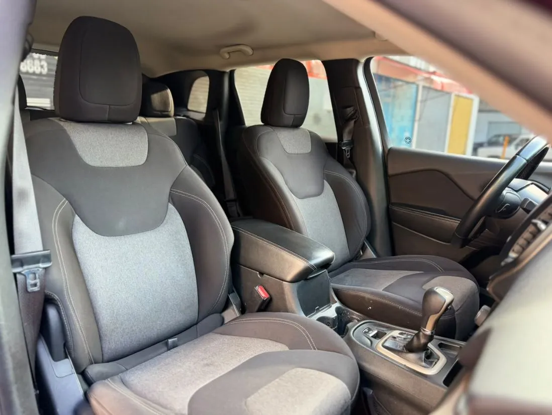JEEP CHEROKEE LATTITUDE 2014
