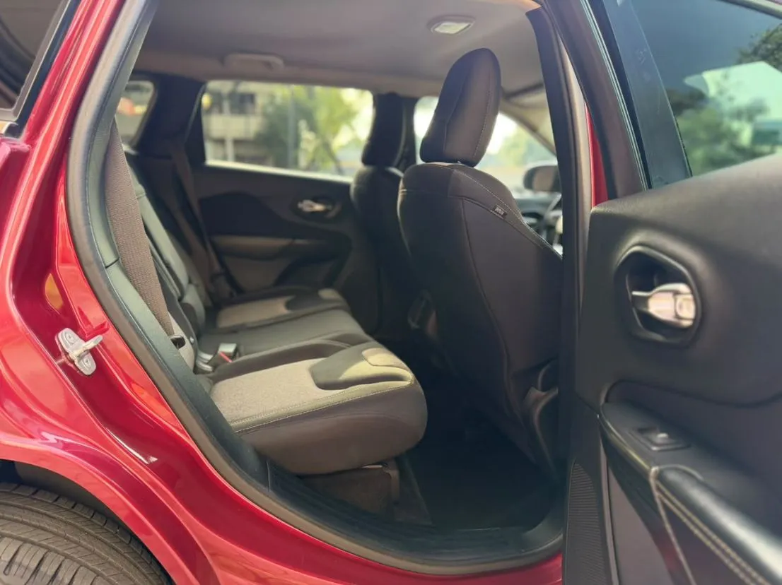 JEEP CHEROKEE LATTITUDE 2014