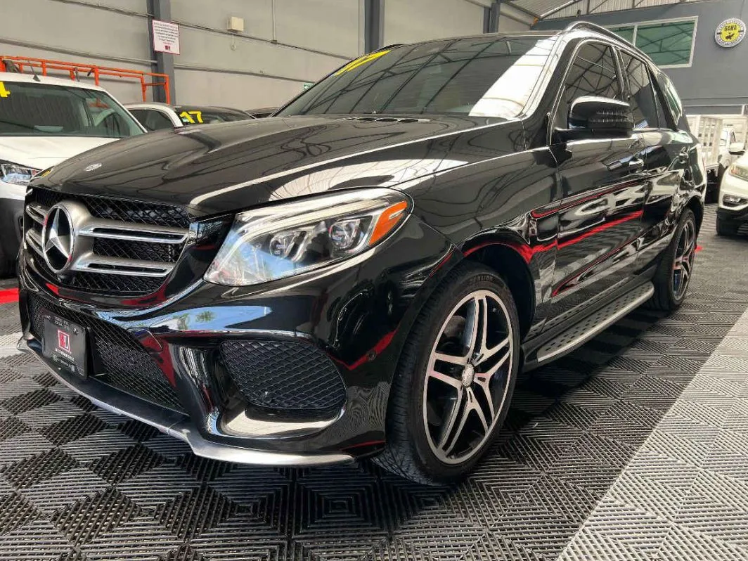 Mercedes-Benz Clase GLE 2017 5p GLE 500 V8/4.6/T Aut.