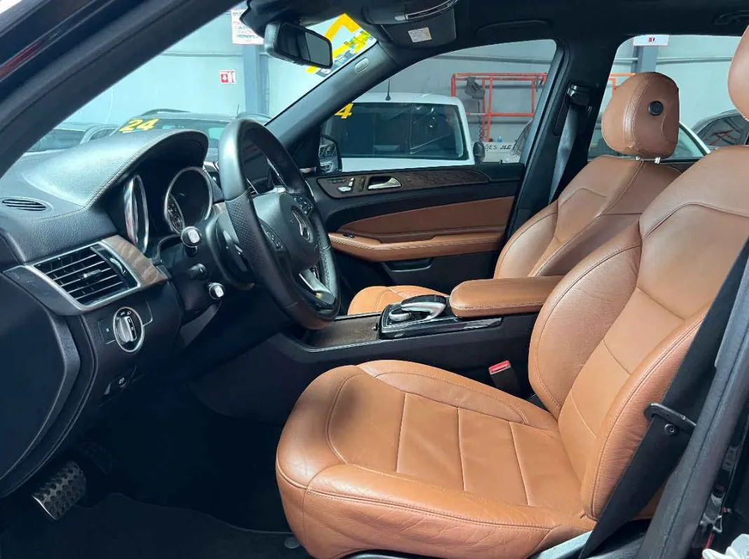 Mercedes-Benz Clase GLE 2017 5p GLE 500 V8/4.6/T Aut.