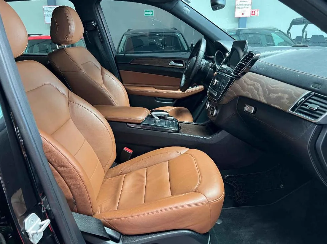 Mercedes-Benz Clase GLE 2017 5p GLE 500 V8/4.6/T Aut.