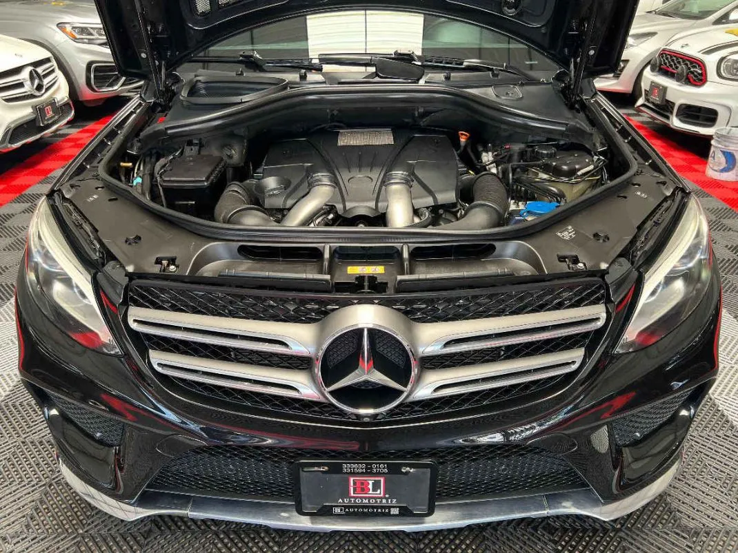 Mercedes-Benz Clase GLE 2017 5p GLE 500 V8/4.6/T Aut.