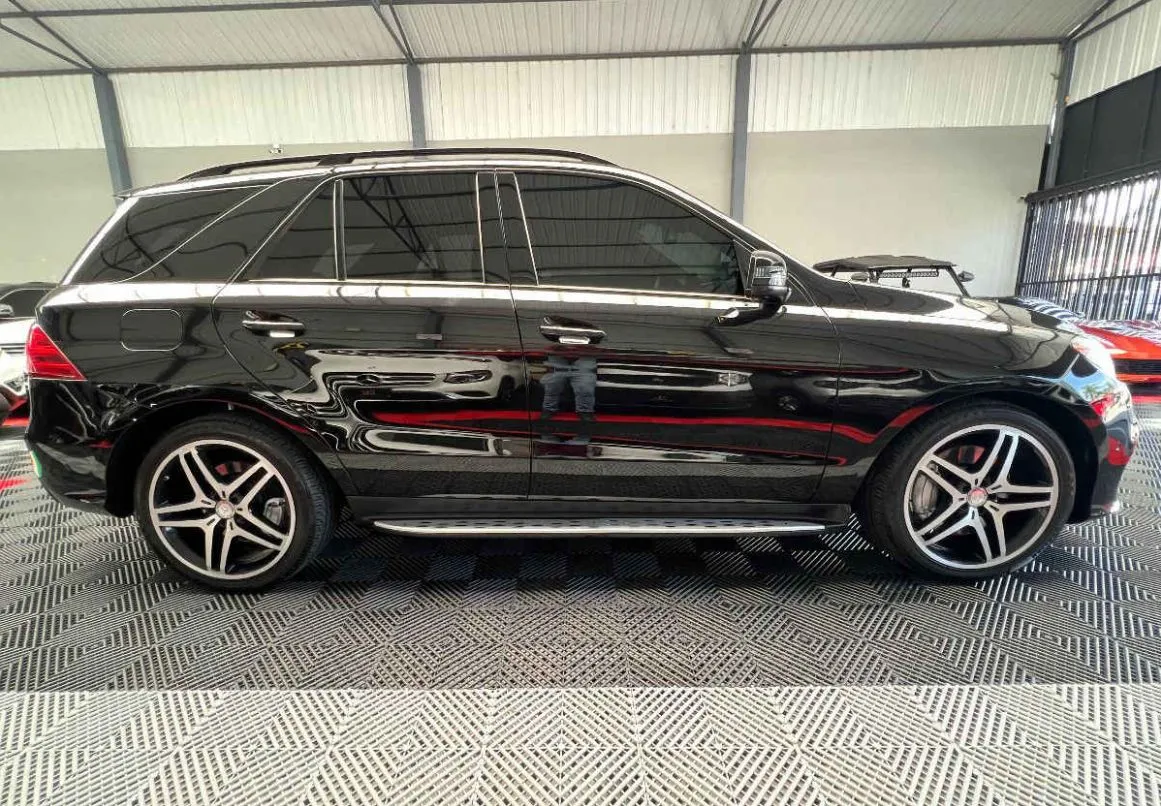 Mercedes-Benz Clase GLE 2017 5p GLE 500 V8/4.6/T Aut.